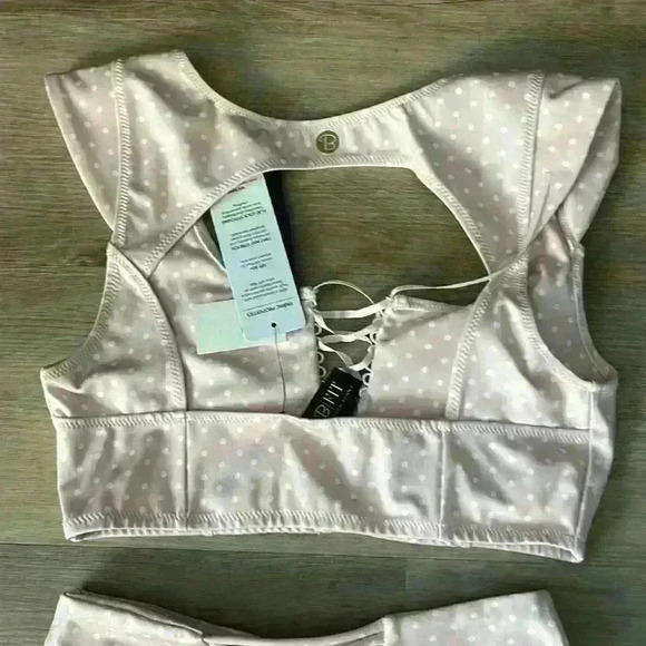 NWT Beach Bunny Isabella Pink w/ White Polka Dots Set (Top 6 bottoms 2) - Picture 12 of 16